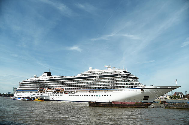 Two Cruise Ships Collide at Port &#8211; What Could be More Ridiculous?