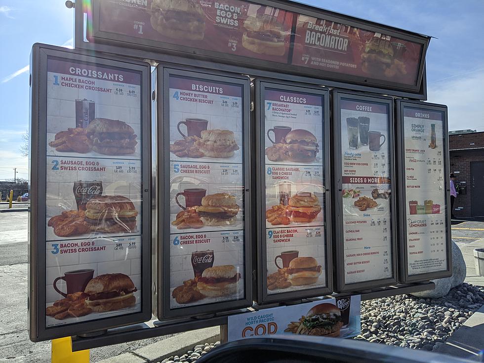 REVIEW: We Finally Tried Wendy's Breakfast Baconator