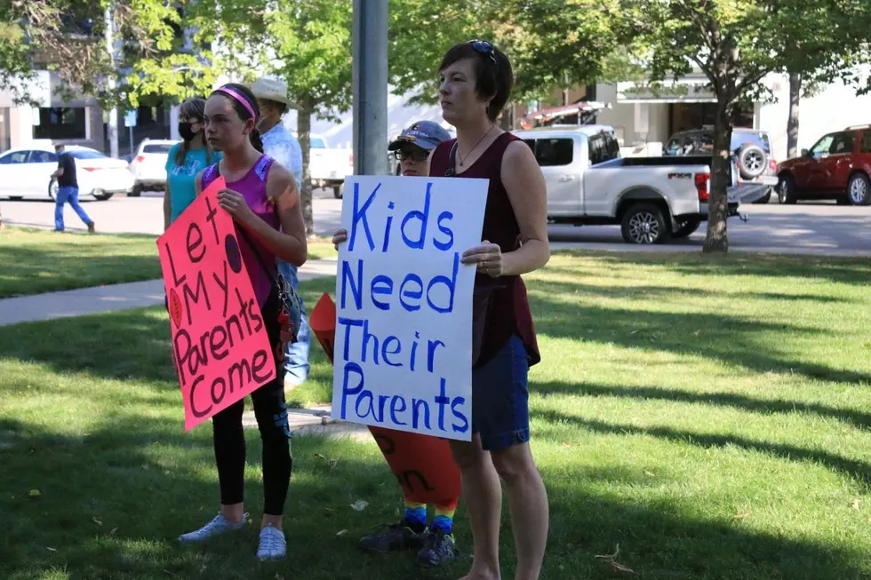 Montana School Sports Fans Rally at Courthouse