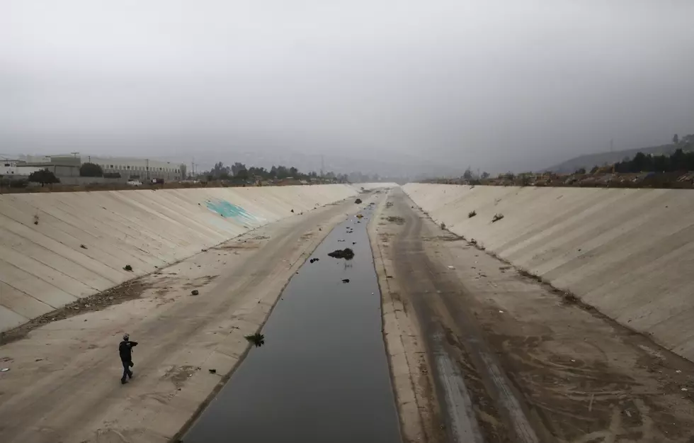 VIDEO: Build a Wall Between Arizona and California?