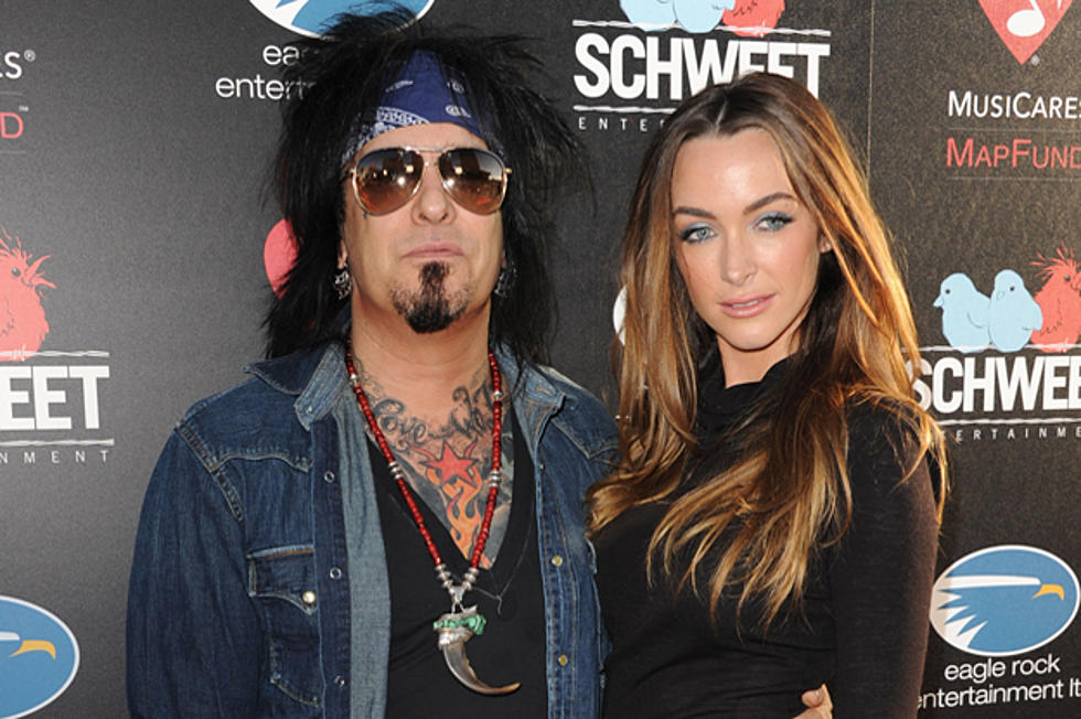 Motley Crue’s Nikki Sixx Mending After Knee Surgery