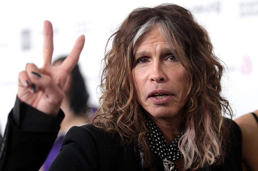 Steven Tyler Tells All the Girls They Look Pretty on ‘American Idol’