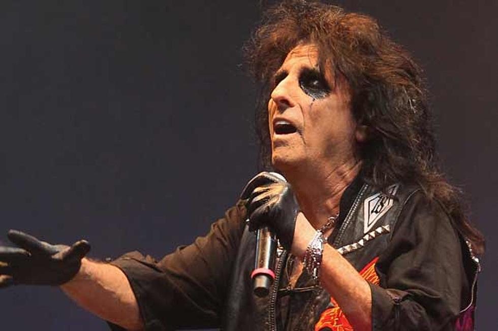 Alice Cooper to Appear in Johnny Depp’s ‘Dark Shadows’ Movie