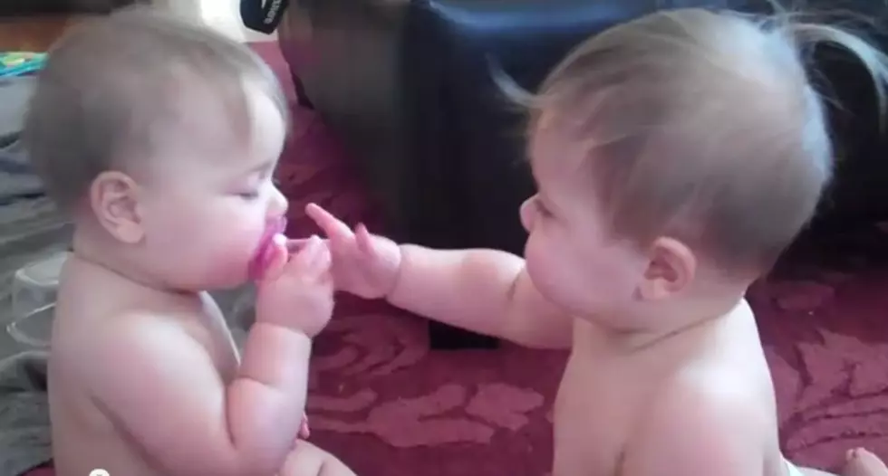 It’s the Ultimate War Between Puppies vs Babies – Which is the Cutest? [VIDEO]