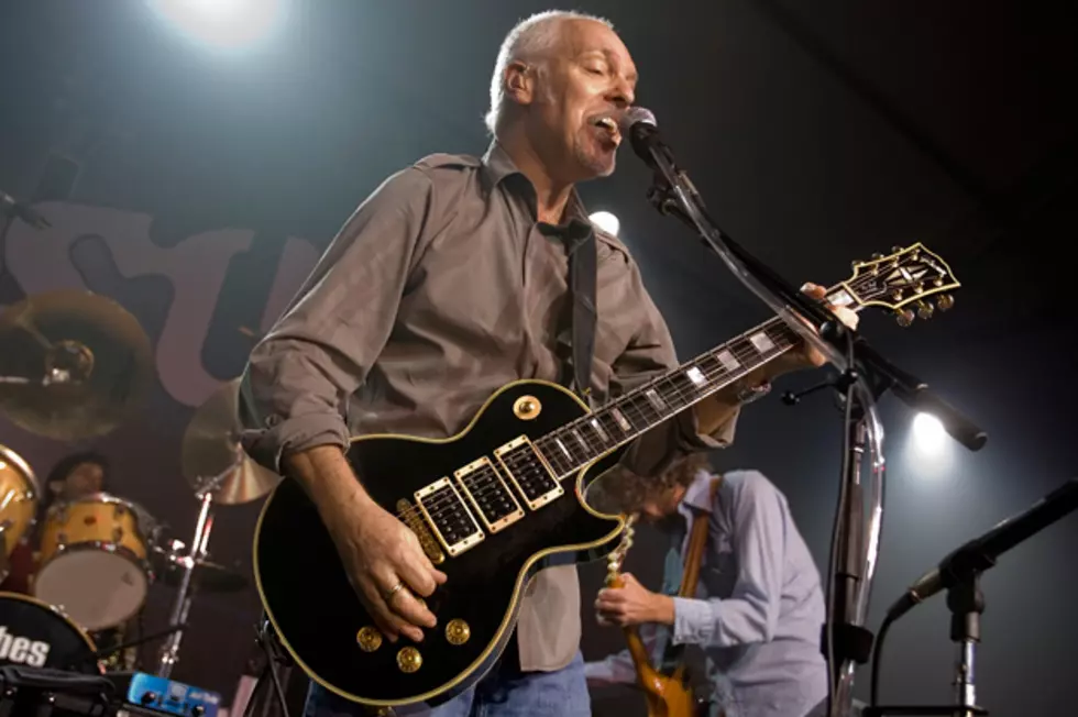 Peter Frampton Injured in Car Crash