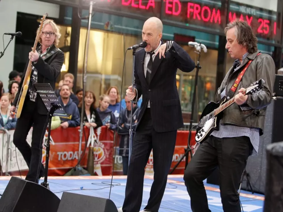 R.E.M. Announces Breakup, Says ‘The Time Just Feels Right’