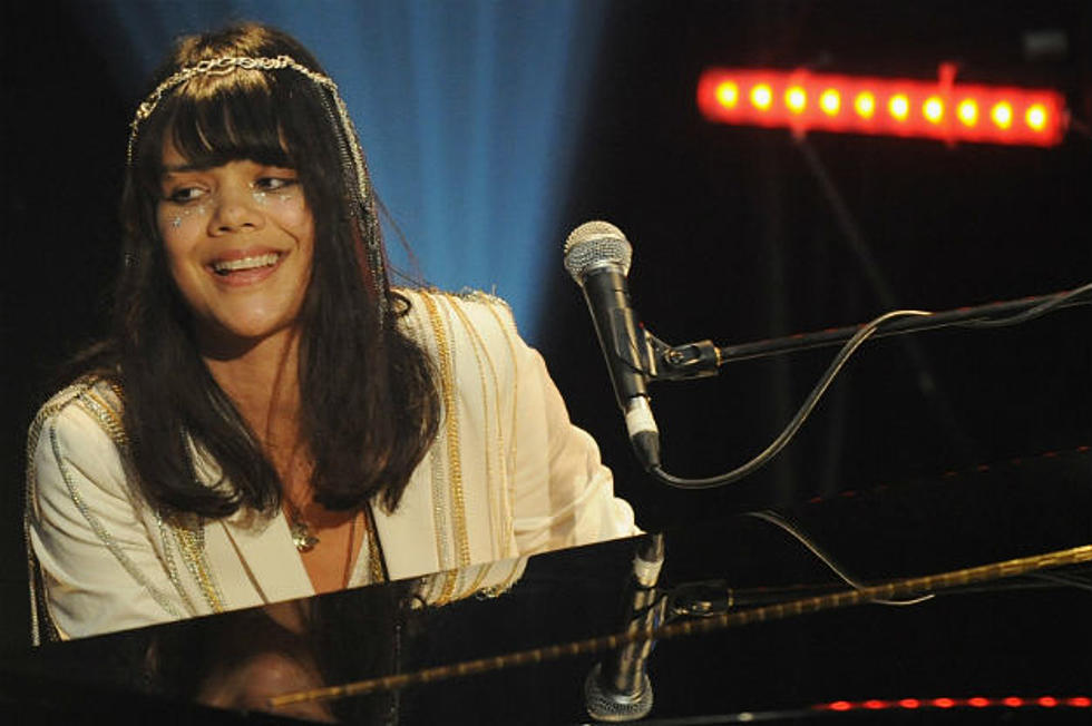 Bat for Lashes, ‘Laura’ – Song Review