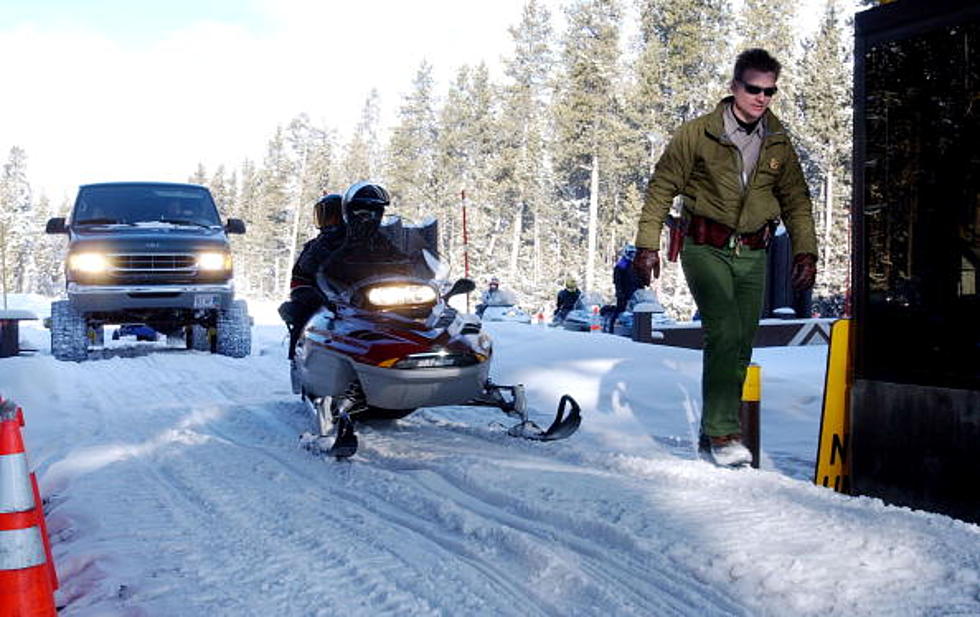 New Winter Use Rules for Snowmobiles and Snowcoaches in Yellowstone National Park Set for 2014/2015 Season