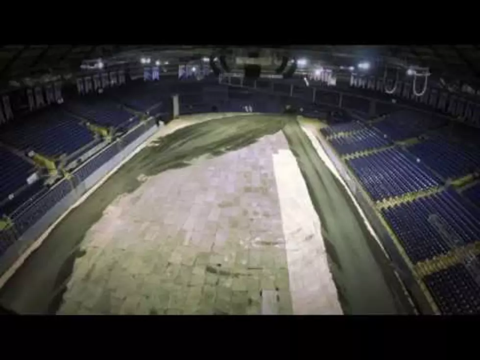 Montana State Fieldhouse: Watch It Turn Into a Rodeo Arena [TIME LAPSE]