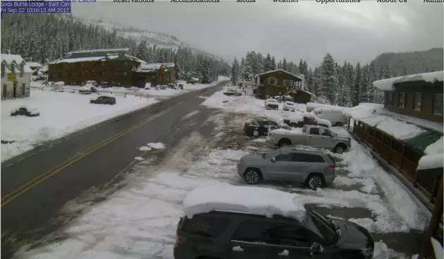 Beartooth Mountains Welcome Fall Season with Over a Foot of New Snow