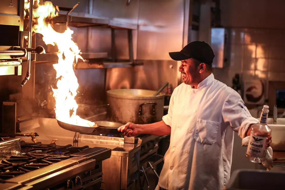 Prepare For Messy Kitchens on National &#8220;Men Make Dinner Day&#8221;