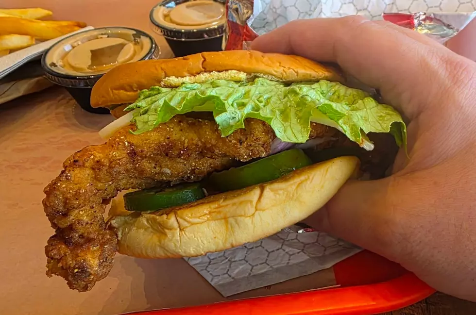 Here’s My Review of Belgrade’s New Drive-Thru Chicken Spot