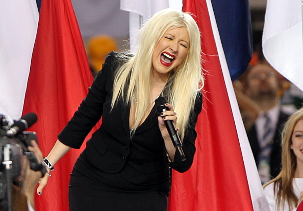 Christina Aguilera Flubbed a Line in “The Star Spangled Banner”