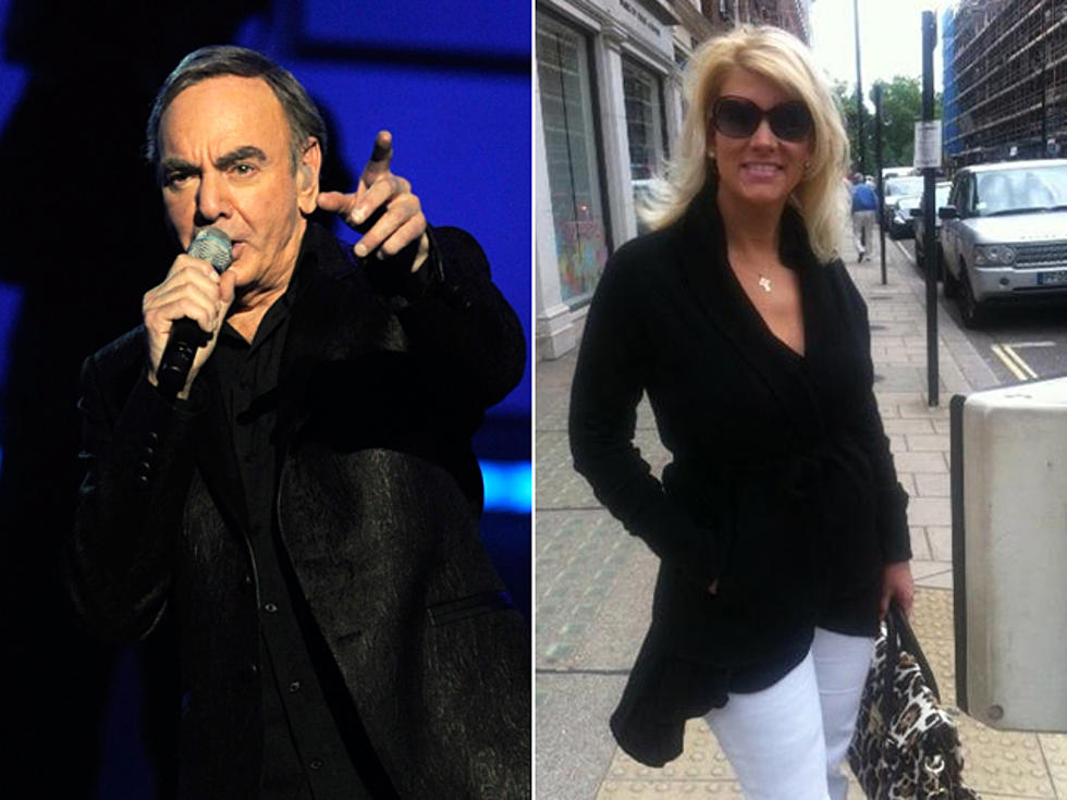 Neil Diamond Reveals Engagement News on Twitter