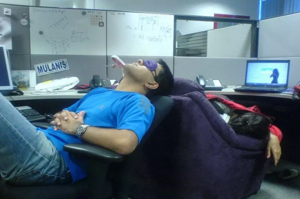 Sleeping Intern Goes Viral With Hilarious Photos