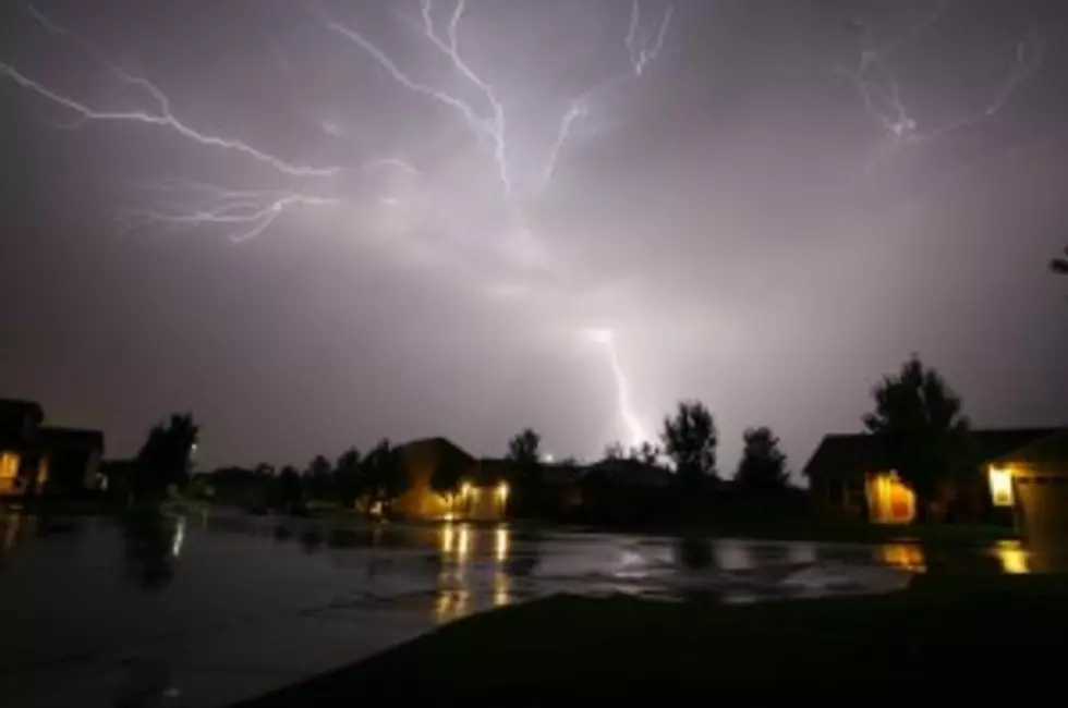 Tri-City Herald Photographer Captures Tri-Cities Thunder Storm!