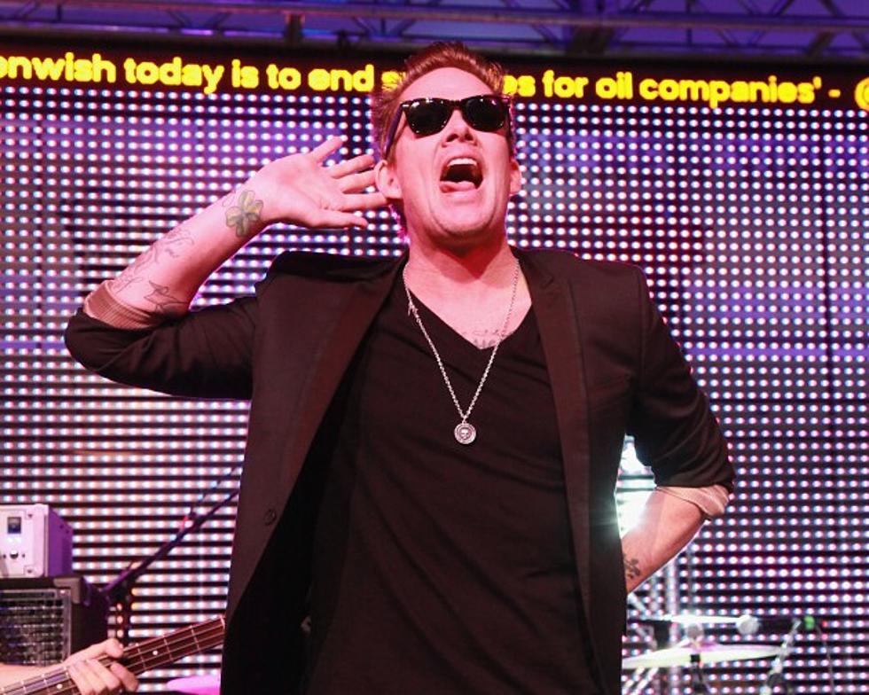 Singer Mark McGrath Will Appear on &#8216;The Office&#8217; [CELEBRIT INTERVIEW]