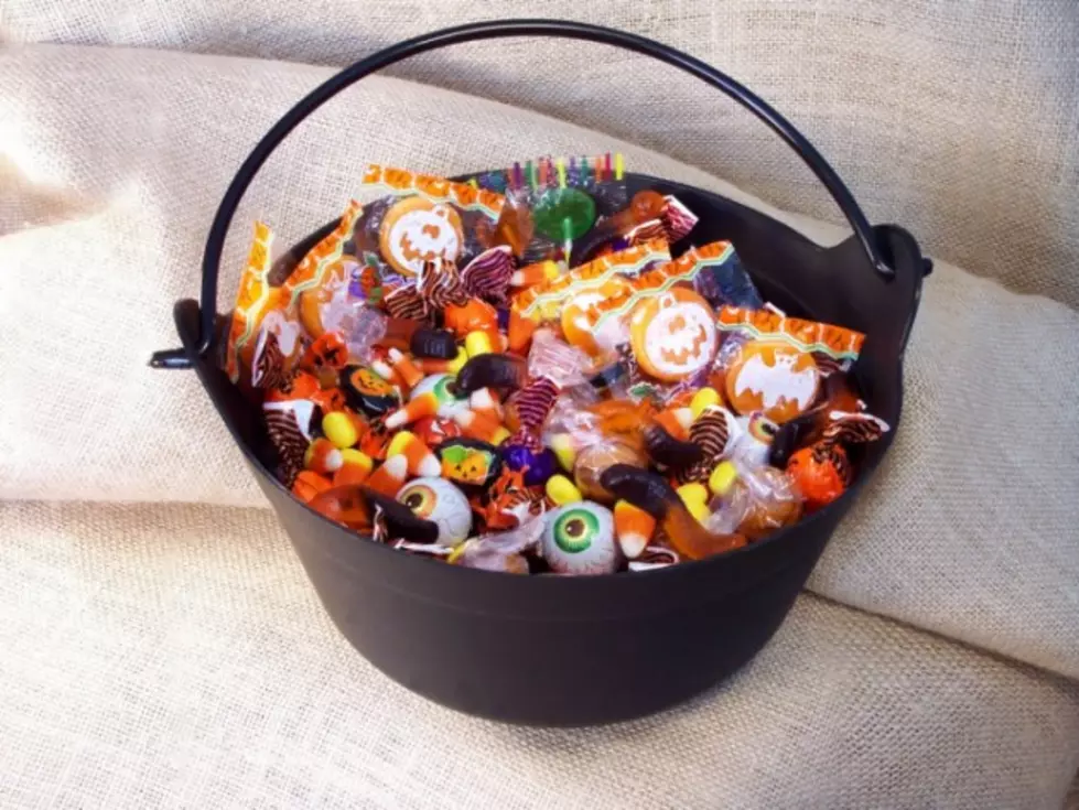 Did You Ever Take Halloween Candy to an Airport or Hospital for X-Ray? [VIDEO]