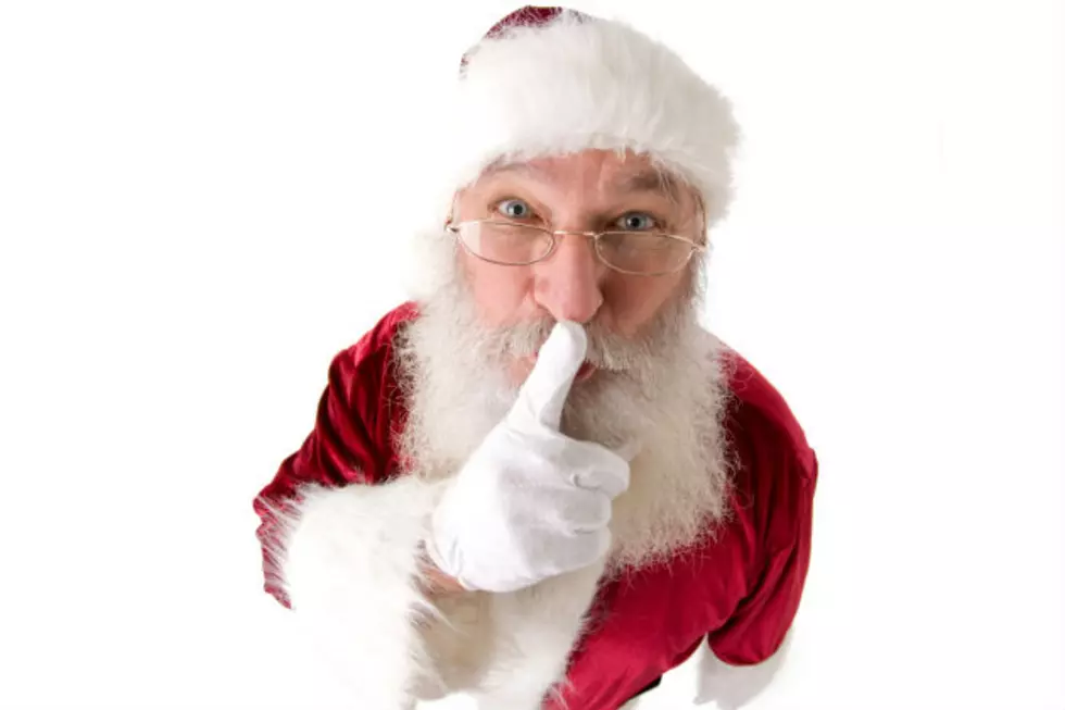 Man in Santa Suit Robs Bank During Santa Claus Convention!