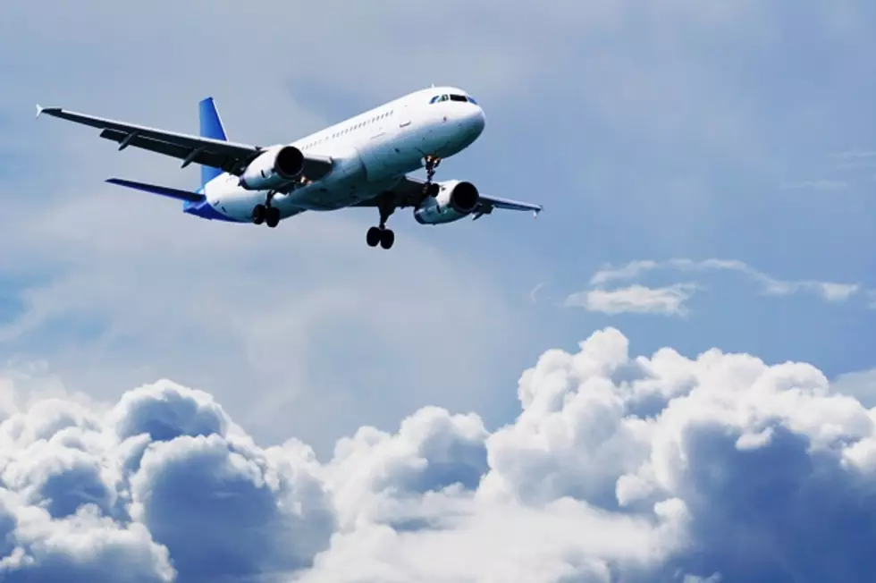 Breaking News United Airlines Jet Slides Off Runway In Spokane