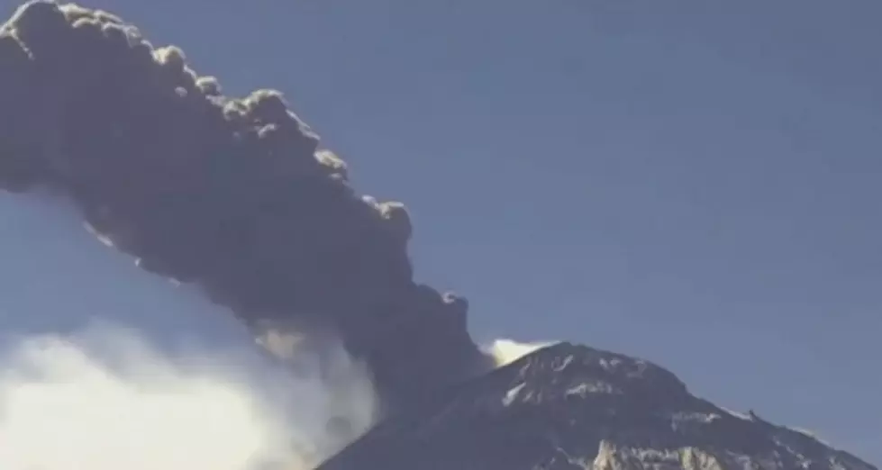 Alaskan Volcano Eruption Could Disrupt Flights Out of WA