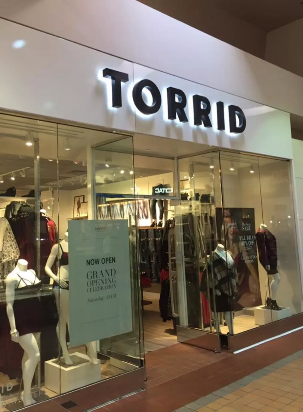 Trendy Women’s Clothing Store Torrid Now Open at Columbia Center