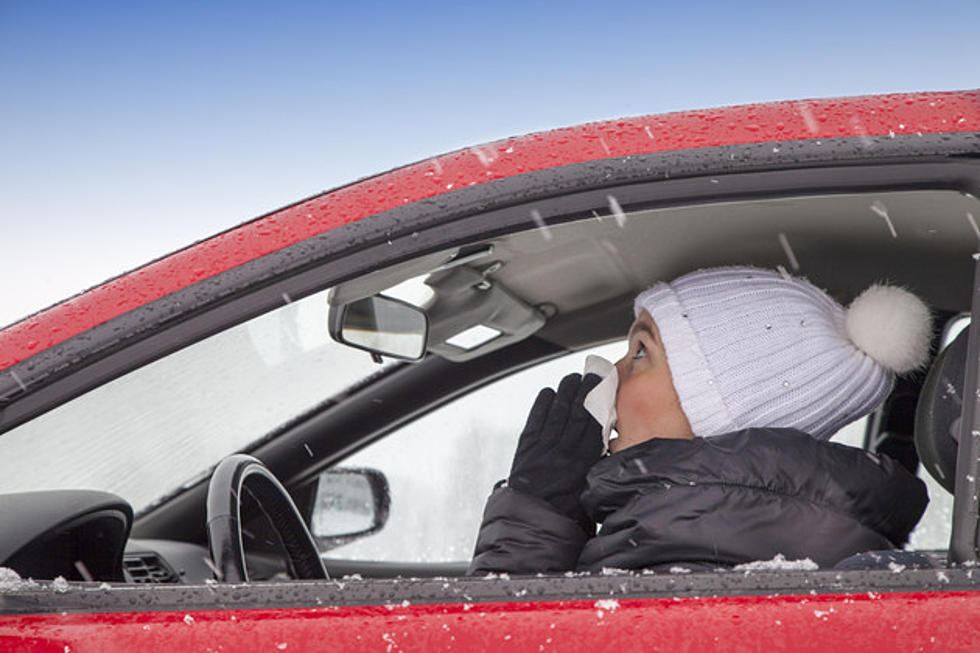 Shoeless Car Thieves Found Shivering in Moses Lake Van