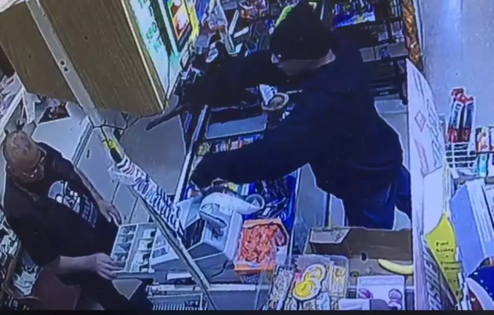 Watch Brazen Armed Robber Pull Gun on Cashier in Pasco