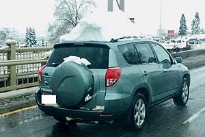 Is It Illegal to Not Clean Snow off Your Car in Washington State?
