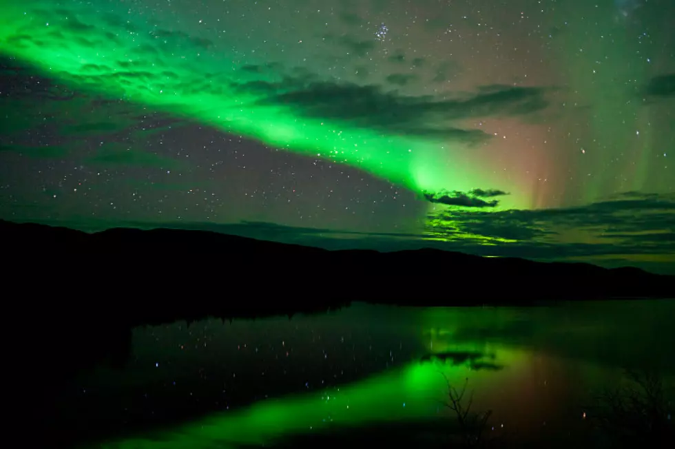 Catch a Glimpse of the Northern Lights over the Columbia Basin 