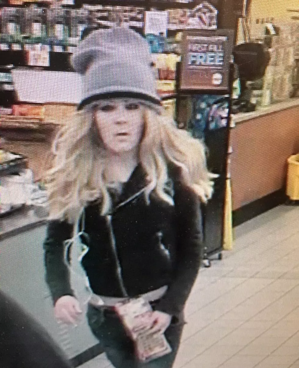 Pasco PD Looking For Blonde ‘Mad Hatter’ Scam Artist
