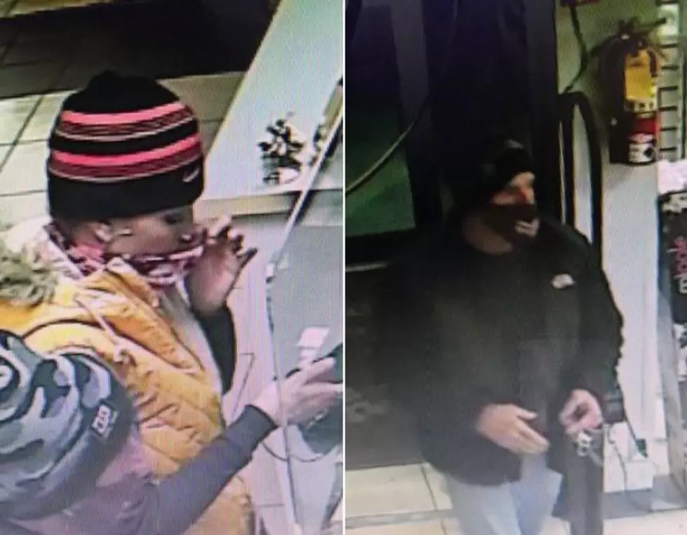 Kennewick Police Looking For Castle Store Shoplifters [PHOTO]