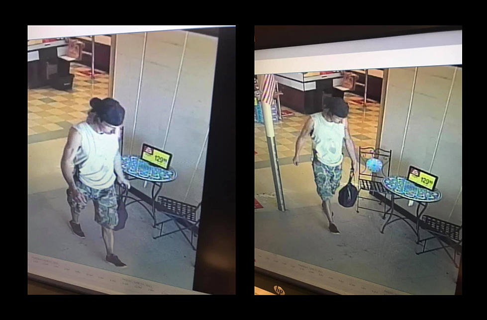 Kennewick Police Want to ID Albertson’s Thief, Take a Look…
