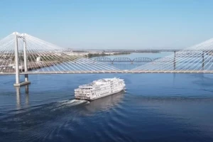 Check Out Two Cruise Ships Navigating Under The Cable Bridge [VIDEO]