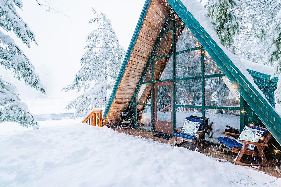 Super Cute Packwood Airbnb Is A Perfect Winter Getaway [PHOTOS]