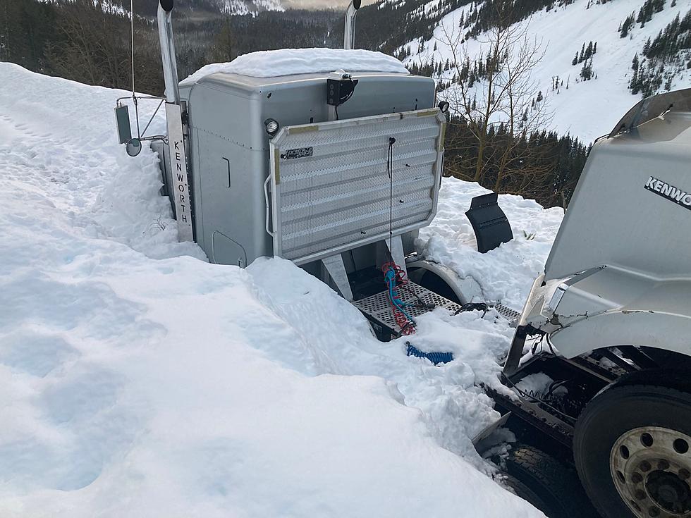 30 Amazing Photos Of Washington State Passes Snowed In