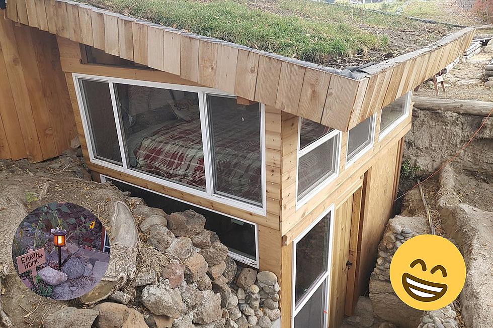 Richland Tiny Earth House Airbnb So Popular It’s Available to Rent Next Year! (See Inside)