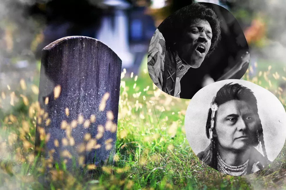 These 10 Famous People Are Buried in Washington State