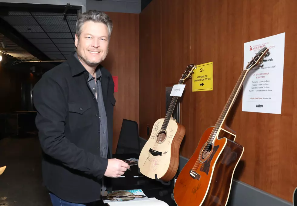 Why Was Blake Shelton Spotted In La Grande Oregon Over The Weekend?