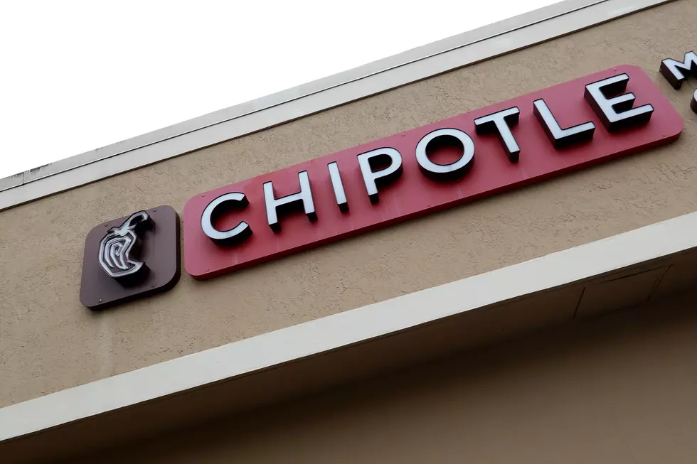 Chipotle Mexican Grill in Pasco Open With Efficient Drive-Thru
