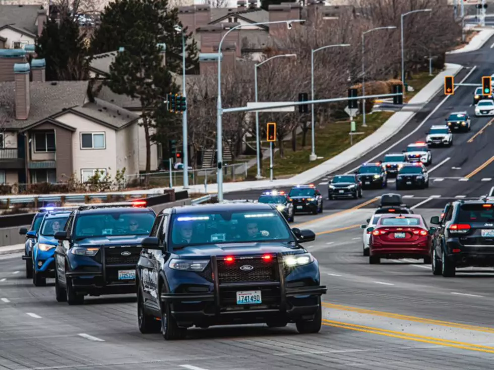 Comrades Escort Pasco Police Officer Shot in the Line of Duty Home [VIDEO]