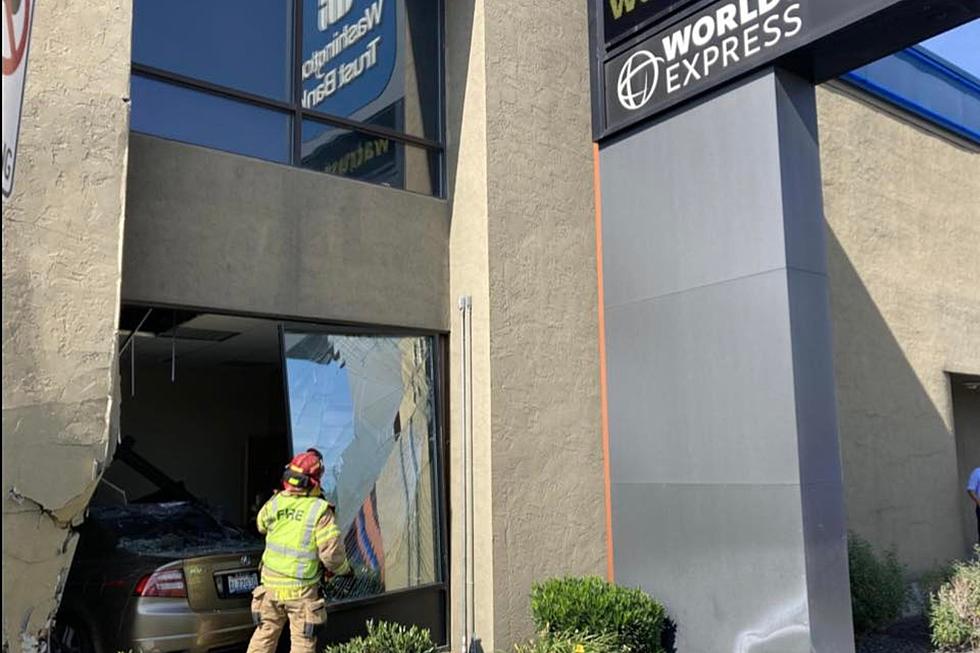 Out of Control Car Crashes Into Kennewick’s Washington Trust Bank