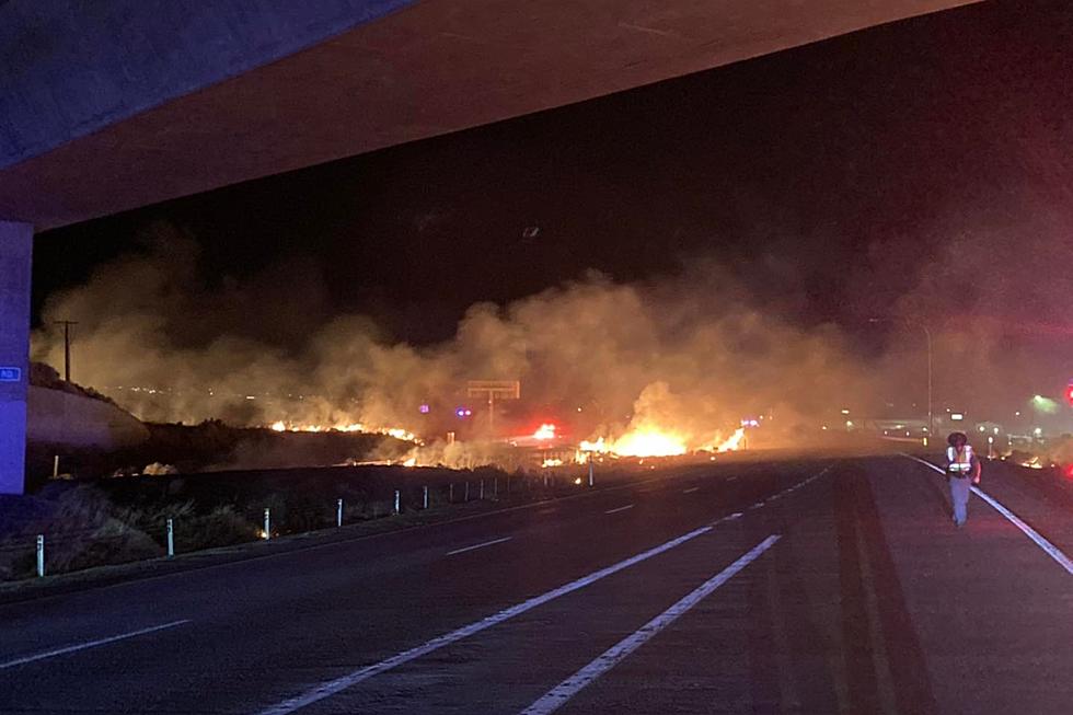 Fire Damages Several RVs and Shuts Down I-82 in Kennewick