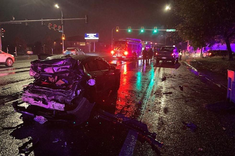 Driver Charged With DUI After 3-Vehicle Collision in Richland