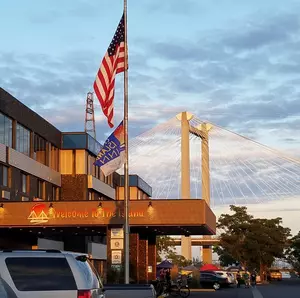 End Of An Era As Kennewick's Clover Island Inn Sells