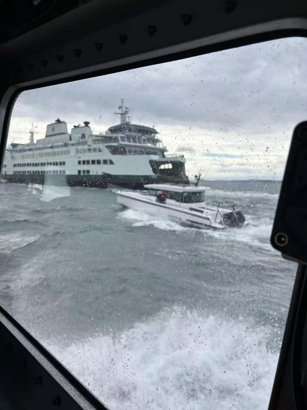 facebook: us coast guard bellingham