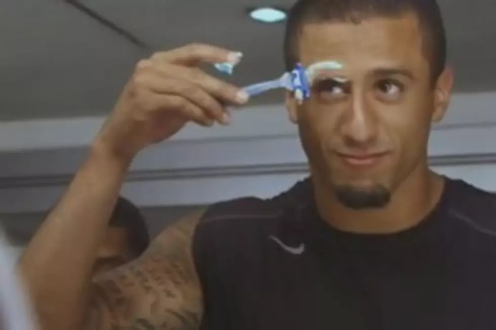 Watch Colin Kaepernick Shave His Eyebrow After Week 2 Loss to Seattle Seahawks
