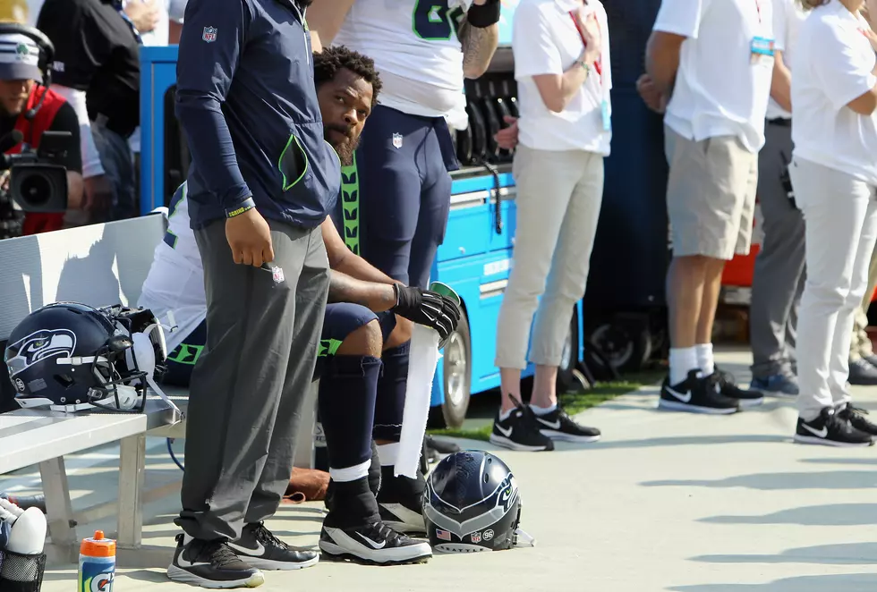 Seahawks DE Michael Bennett Wants You Uncomfortable With His Book