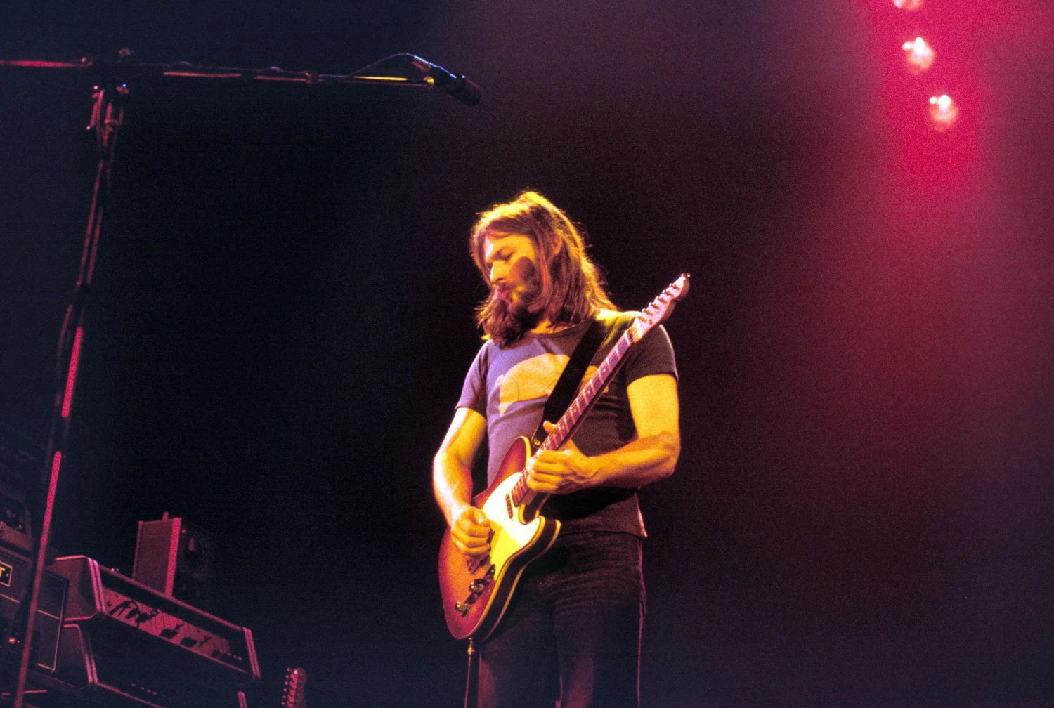 Pink Floyd's David Gilmour Auctions 120 Guitars; Raises Over $21M