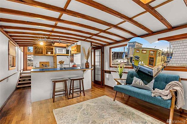 Seattle&#8217;s Most Affordable Home is Actually an Adorable Boat